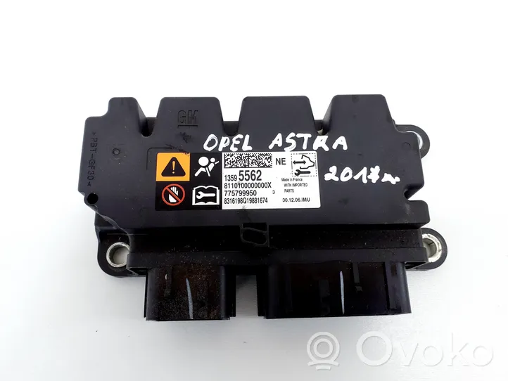 Opel Astra K Module de contrôle airbag 13595562