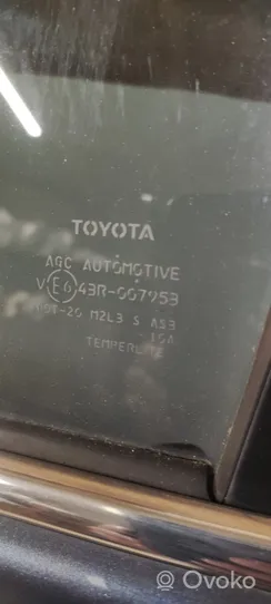 Toyota RAV 4 (XA40) Porte arrière 