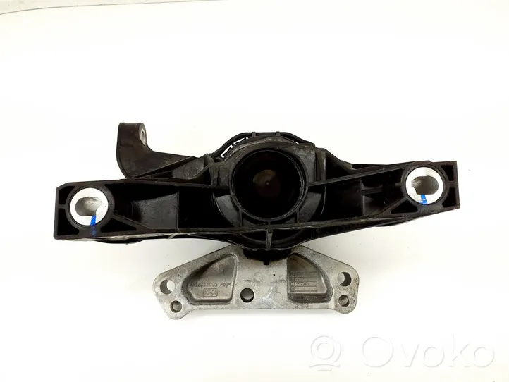 Peugeot 3008 II Engine mount bracket 