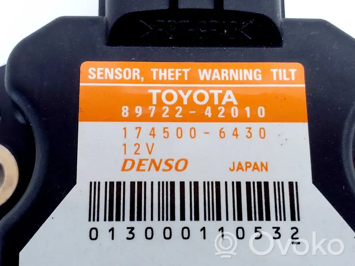 Toyota RAV 4 (XA40) Liikehälyttimen anturi 8972242010