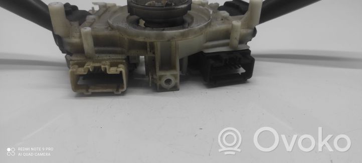 Toyota Avensis T220 Rokturu komplekts 96229005