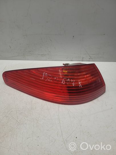 Peugeot 607 Lampa tylna 