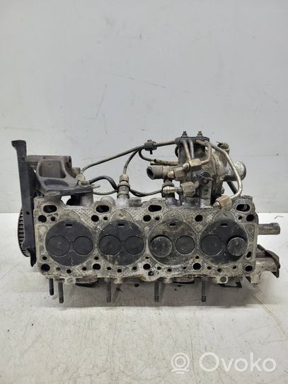 Mazda 323 Culasse moteur 