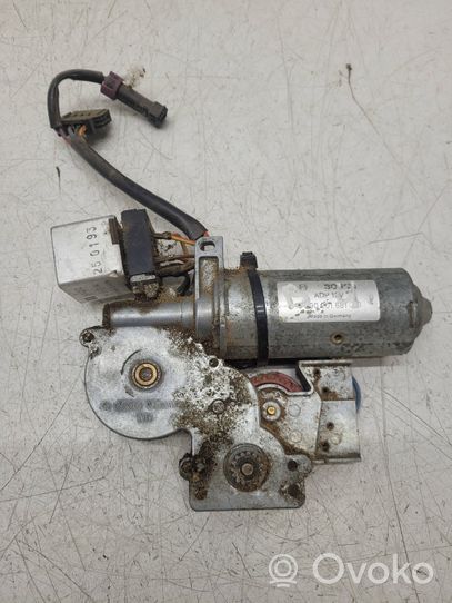 Audi 80 90 S2 B4 Moteur de lève-vitre de porte arrière 893877795A