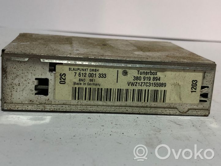 Volkswagen PASSAT B5.5 Amplificatore antenna 3B0919894