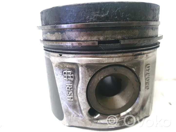 Nissan Qashqai Piston avec bielle 080340