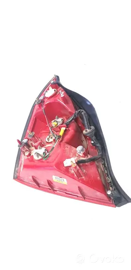 Hyundai Elantra Luci posteriori 924022D510