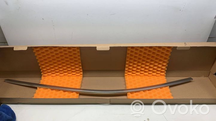 BMW X2 F39 Moulure de vitre de la porte avant 51337420810