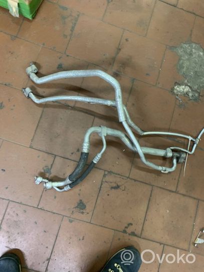 Mercedes-Benz ML W166 Air conditioning (A/C) pipe/hose A1668300300