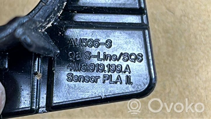 Audi Q8 Uchwyt przedniego czujnika parkowania PDC 4M8919199A