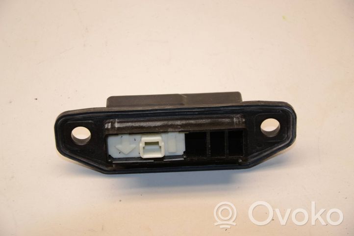 Toyota Yaris Serrure de hayon 8484002050