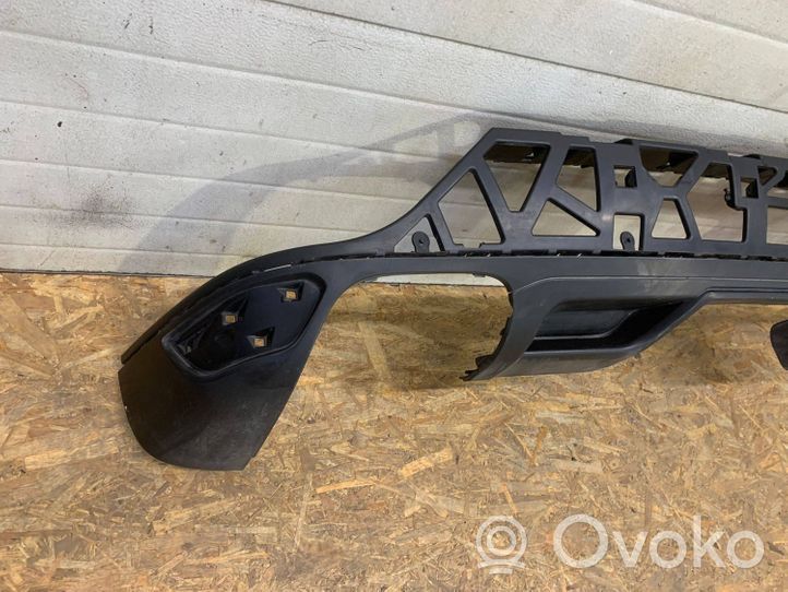 Porsche Cayenne (92A) Rivestimento della parte inferiore del paraurti posteriore 7P5807521