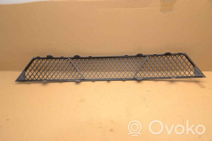 BMW 5 GT F07 Grille inférieure de pare-chocs avant 7200729