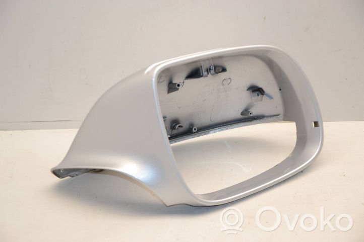 Audi Q5 SQ5 Veidrodėlio plastikinė apdaila 8R0857528