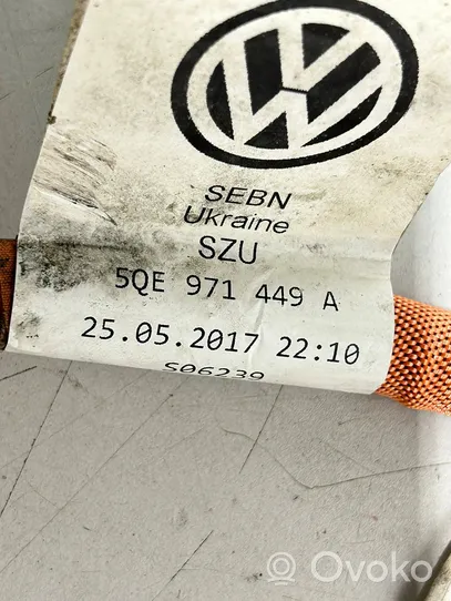 Volkswagen Golf VII Sähköauton latauskaapeli 5QE971449A