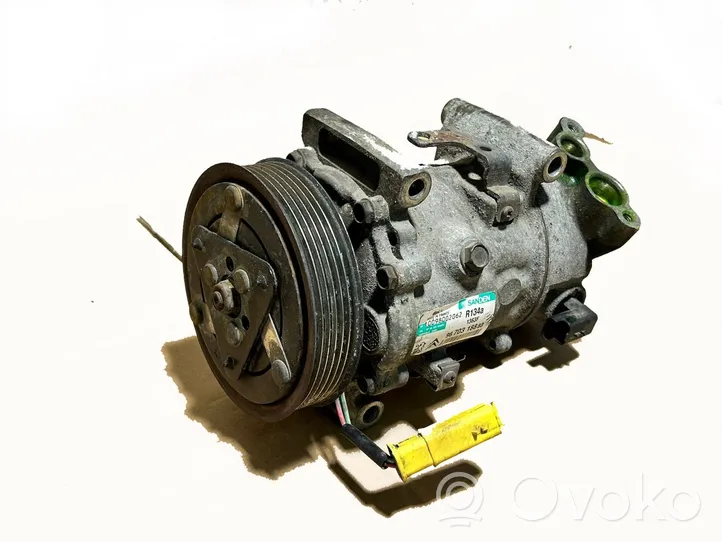 Citroen DS3 Air conditioning (A/C) compressor (pump) 9670318880