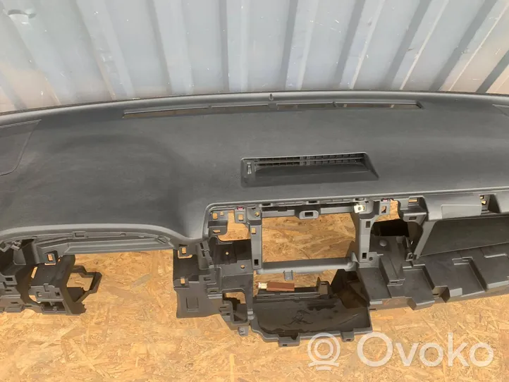 Toyota RAV 4 (XA40) Panelis 5530242070