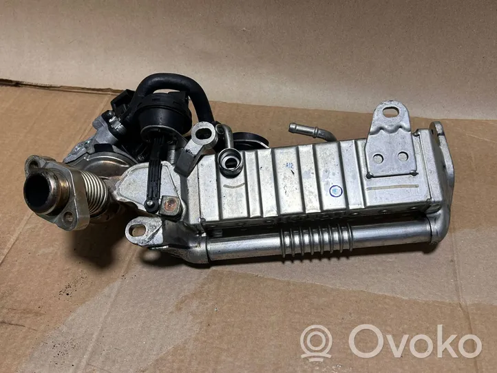 Toyota Avensis T270 EGR-venttiili/lauhdutin 7926006