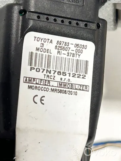 Toyota Avensis T270 Ignition lock 8978305030