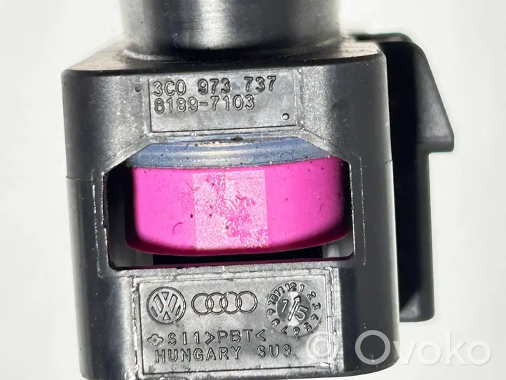 Skoda Octavia Mk4 Element lampy przedniej 3C0973737