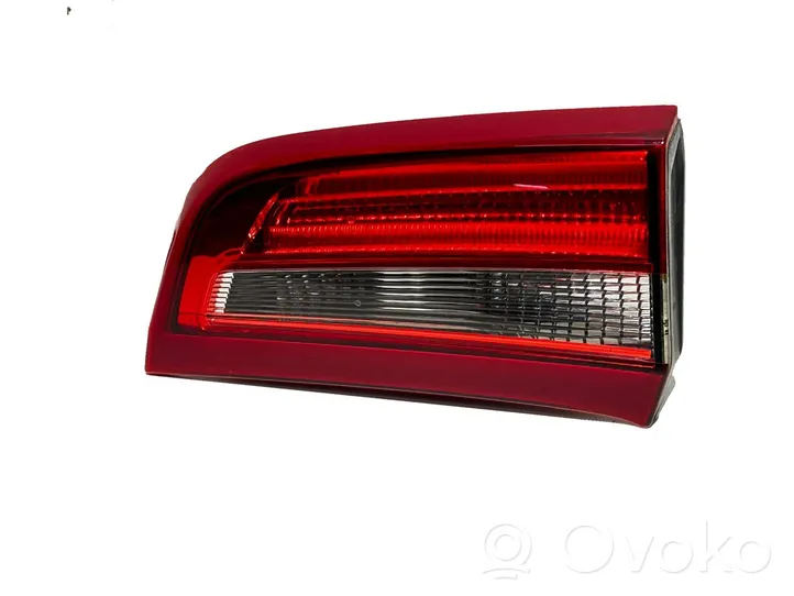 Volvo S60 Lampy tylnej klapy bagażnika 30796272