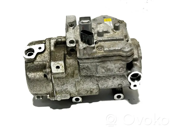 Toyota RAV 4 (XA40) Klimakompressor Pumpe 0422000533