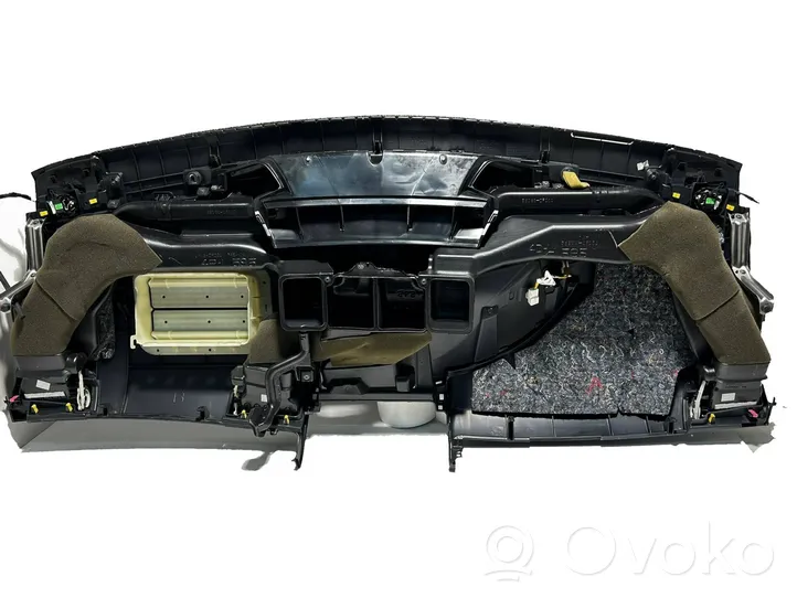 Toyota Verso Armaturenbrett Cockpit 553130F010