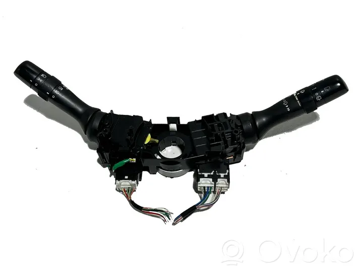 Toyota Verso Altri interruttori/pulsanti/cambi 8414005200