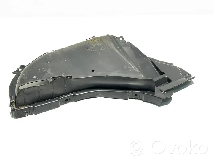 BMW 5 G30 G31 Couvre-soubassement avant 8082212