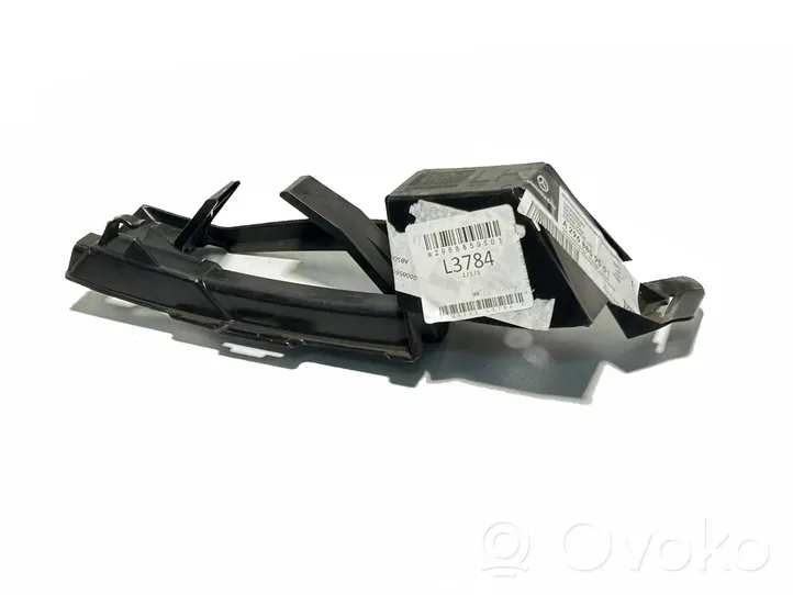 Mercedes-Benz EQS V297 Staffa di rinforzo montaggio del paraurti anteriore A2968859501