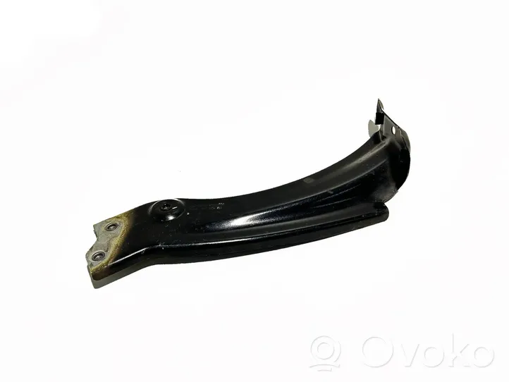 Skoda Superb B8 (3V) Supporto di montaggio del parafango 3V0821141