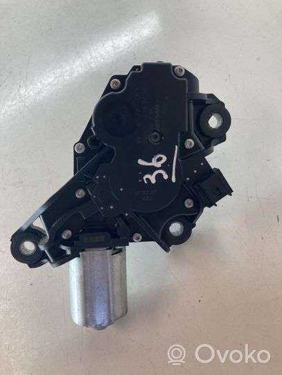 Nissan Qashqai Moteur d'essuie-glace arrière 0390201820