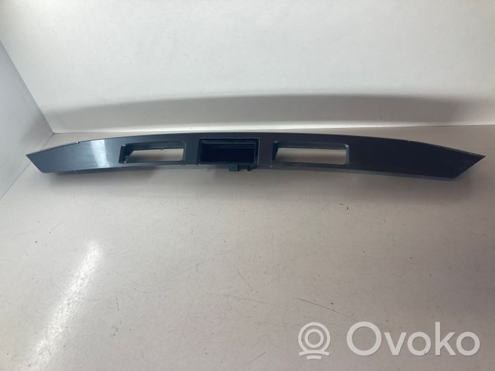 Citroen C3 Picasso Barra luminosa targa del portellone del bagagliaio 9684450277