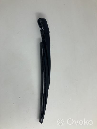 Mitsubishi Outlander Rear wiper blade arm 