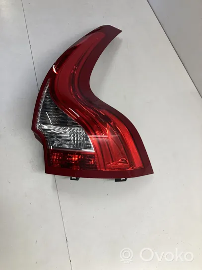 Volvo XC60 Luz trasera/de freno 89500870