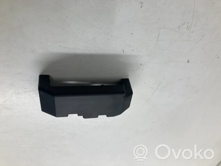 Opel Zafira C Coperchio scatola dei fusibili 13302322