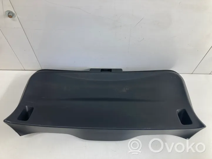 Renault Captur Poszycie / Tapicerka tylnej klapy bagażnika 909001518R