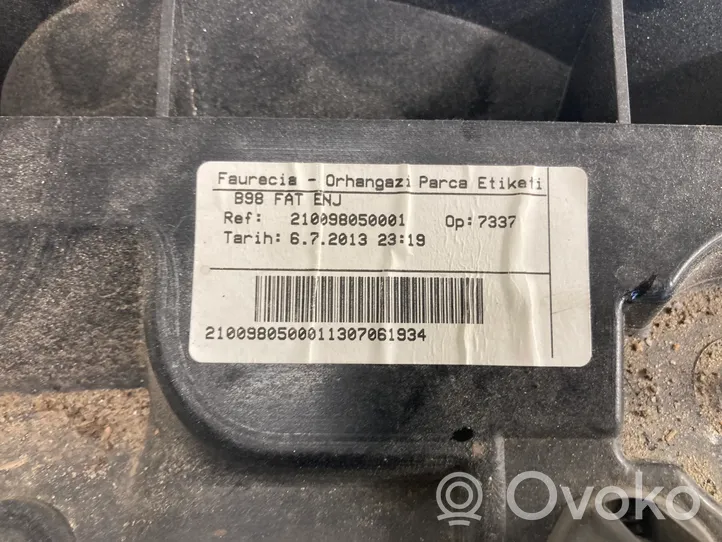 Renault Captur Panel mocowania chłodnicy / góra 625003860R