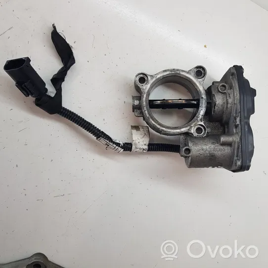 Toyota Avensis T270 Clapet d'étranglement 10378517