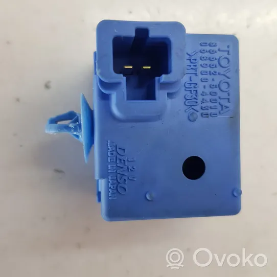 Toyota Avensis T270 Other relay 8665250010