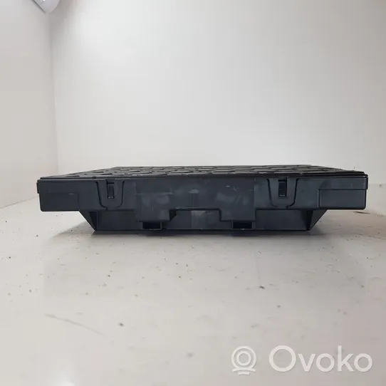 Volkswagen PASSAT B8 Moduł / Sterownik komfortu 5Q0937086BB