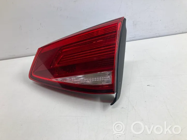 Volkswagen PASSAT B8 Luci posteriori del portellone del bagagliaio 3G9971147E