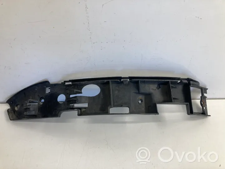 Volkswagen Touareg I Support de montage de pare-chocs avant 7L6807184C