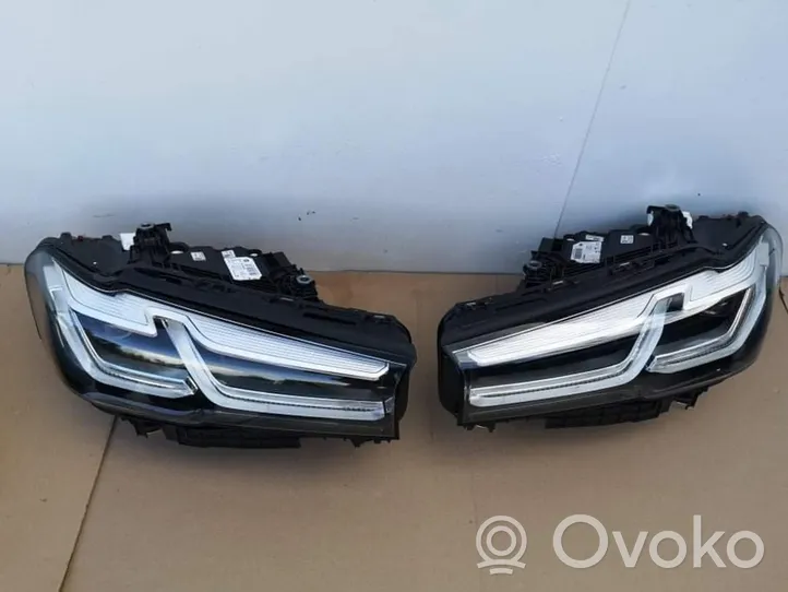 BMW 5 G30 G31 Set di fari/fanali 