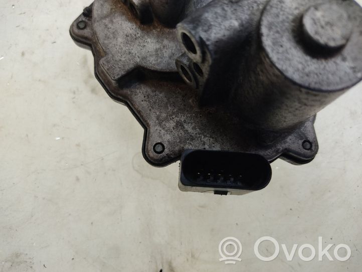 Volkswagen Golf VI Attuatore/motore della valvola del collettore di aspirazione 03L129086