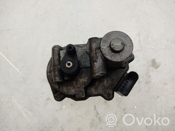 Volkswagen Golf VI Attuatore/motore della valvola del collettore di aspirazione 03L129086