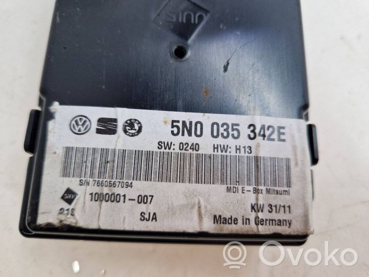 Volkswagen Golf VI Pääyksikkö multimedian ohjaus 5N0035342E