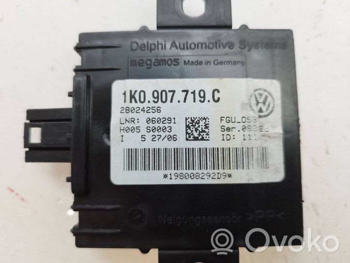 Volkswagen Eos Boîtier module alarme 1K0907719C