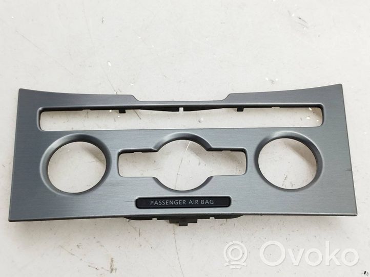 Volkswagen PASSAT CC Climate control/heater control trim 3C8863082A