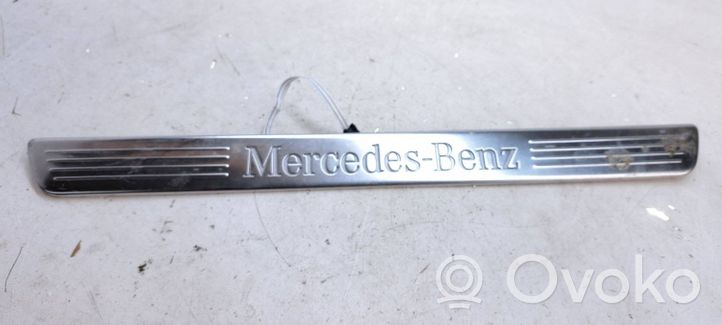 Mercedes-Benz CLA C117 X117 W117 Отделка переднего порога (внутренняя) A2466805300